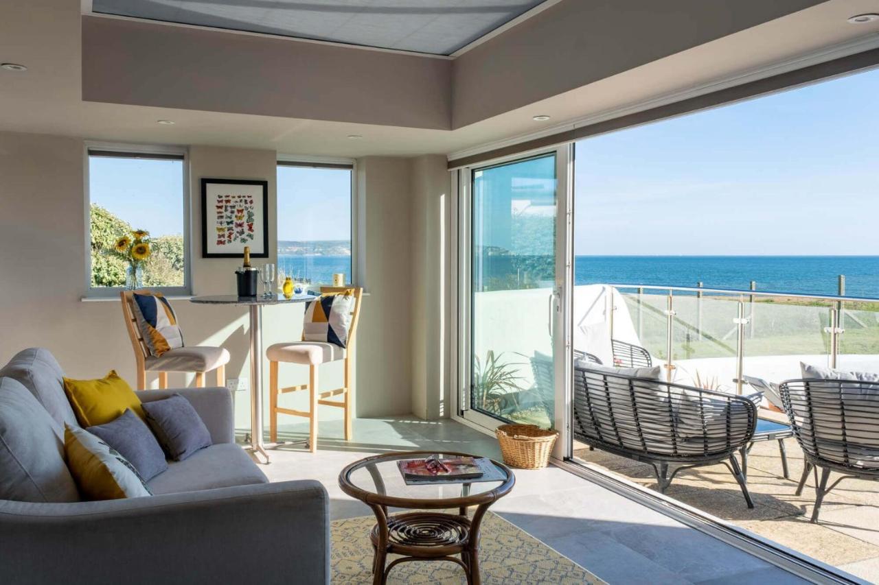 Needles Point Vila Milford on Sea Exterior foto