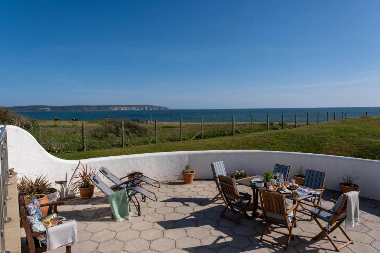 Needles Point Vila Milford on Sea Exterior foto